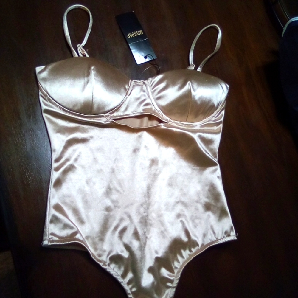 Misspap satin cupped cut out bodysuit in champagne NWT